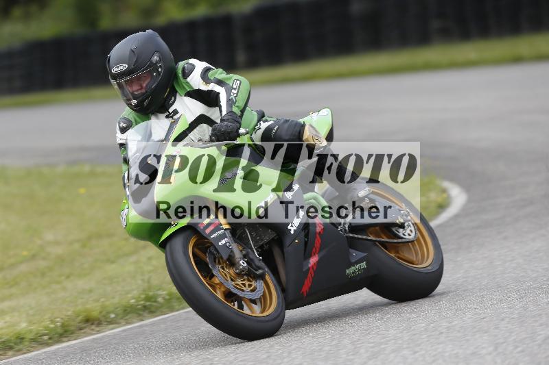 /24 08.06.2025 TZ Motorsport ADR/Gruppe gruen/88